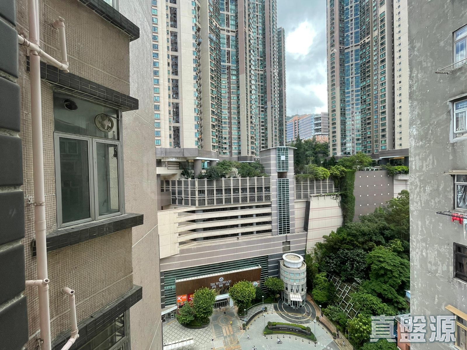 SUNGLOW BUILDING High Floor Zone Flat C Central/Sheung Wan/Western District