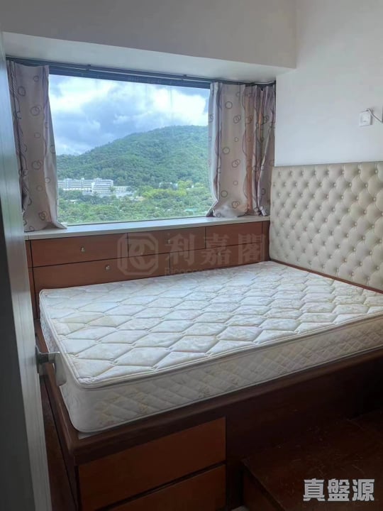 GLORIOUS PEAK Medium Floor Zone Flat C Sheung Shui/Fanling/Kwu Tung