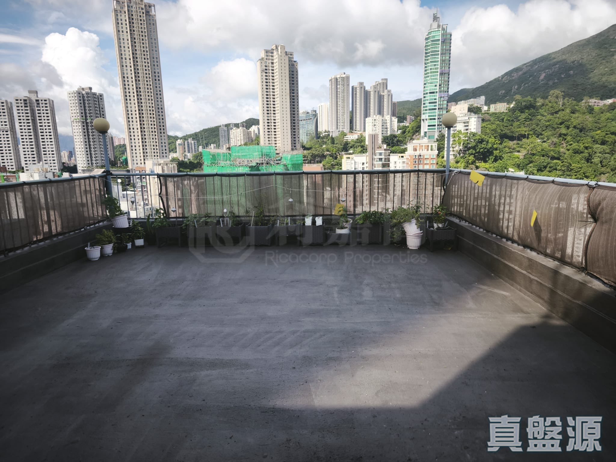 山光苑 2座 极高层 2J室 跑马地/东半山