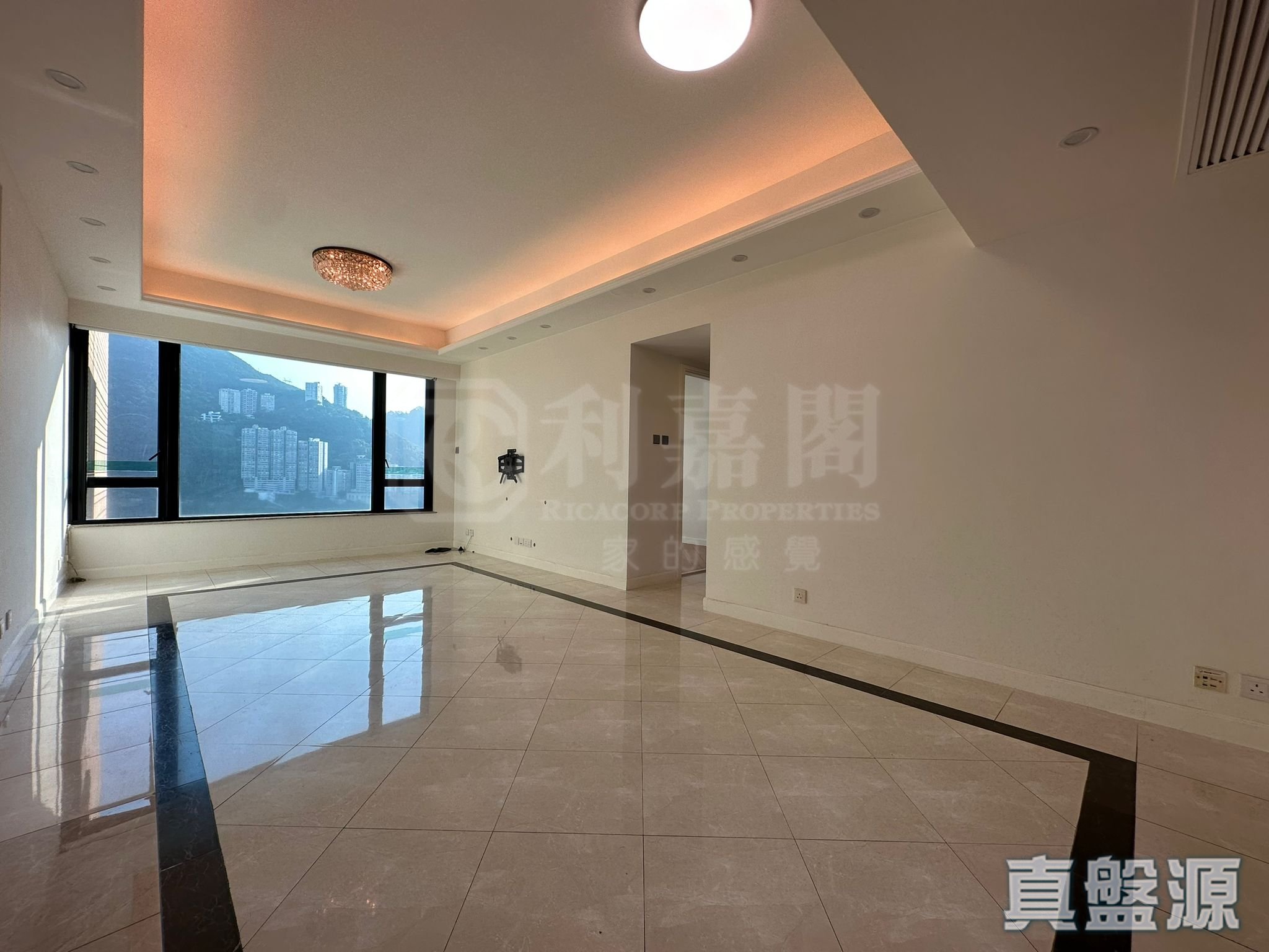 THE LEIGHTON HILL TOWER 1 Flat A Happy Valley/Mid-Levels East