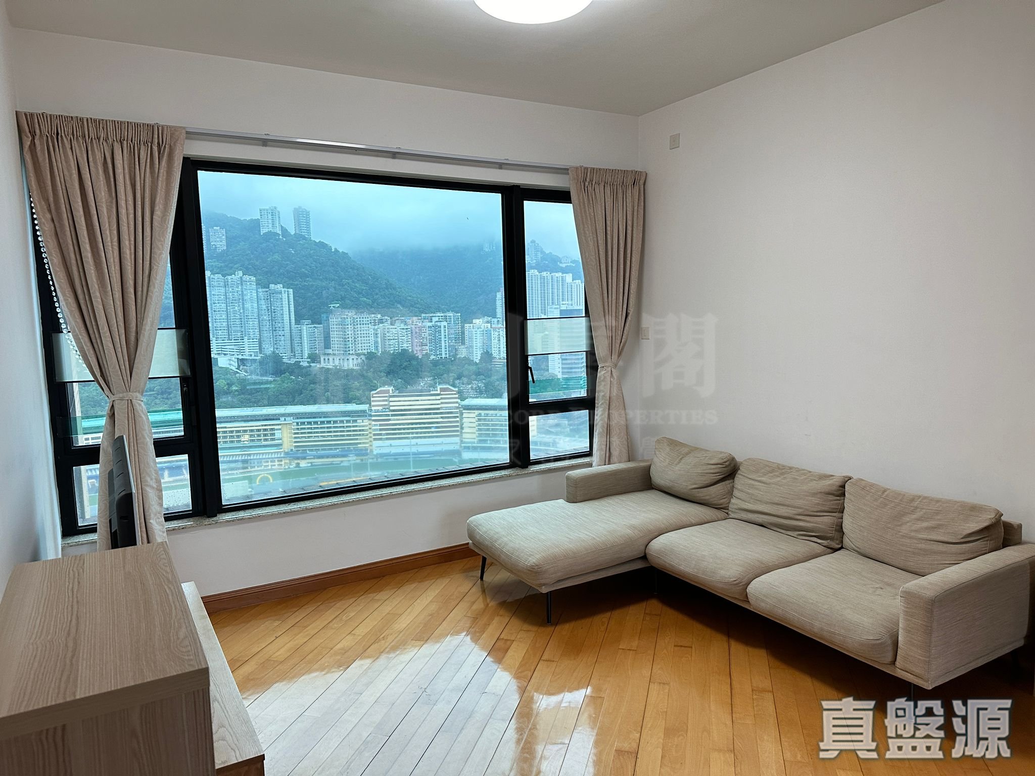 THE LEIGHTON HILL TOWER 1 High Floor Zone Flat A Happy Valley/Mid-Levels East