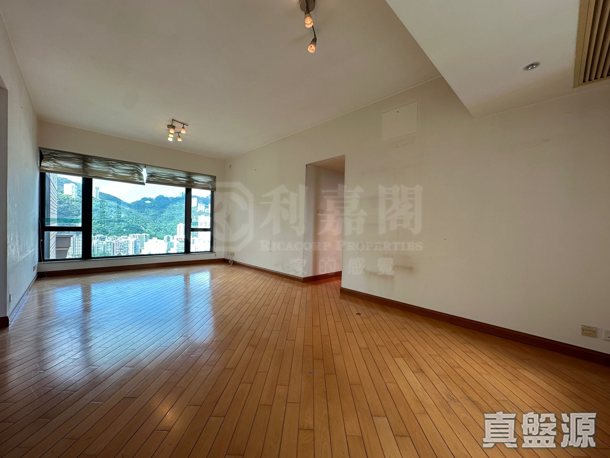 THE LEIGHTON HILL TOWER 9 Very High Floor Zone Flat C Happy Valley/Mid-Levels East