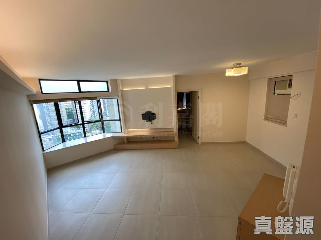 光明台 1座 高层 F室 跑马地/东半山