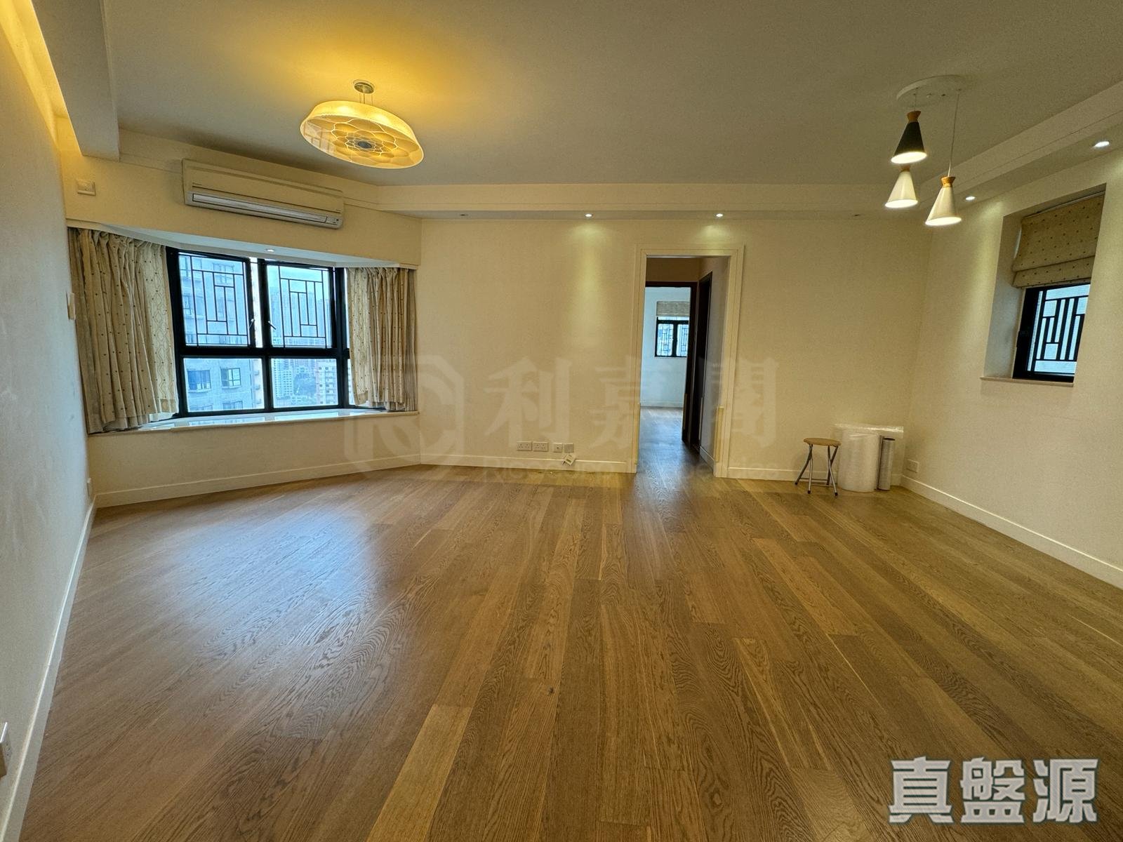 光明臺 1座 高層 H室 跑馬地/東半山