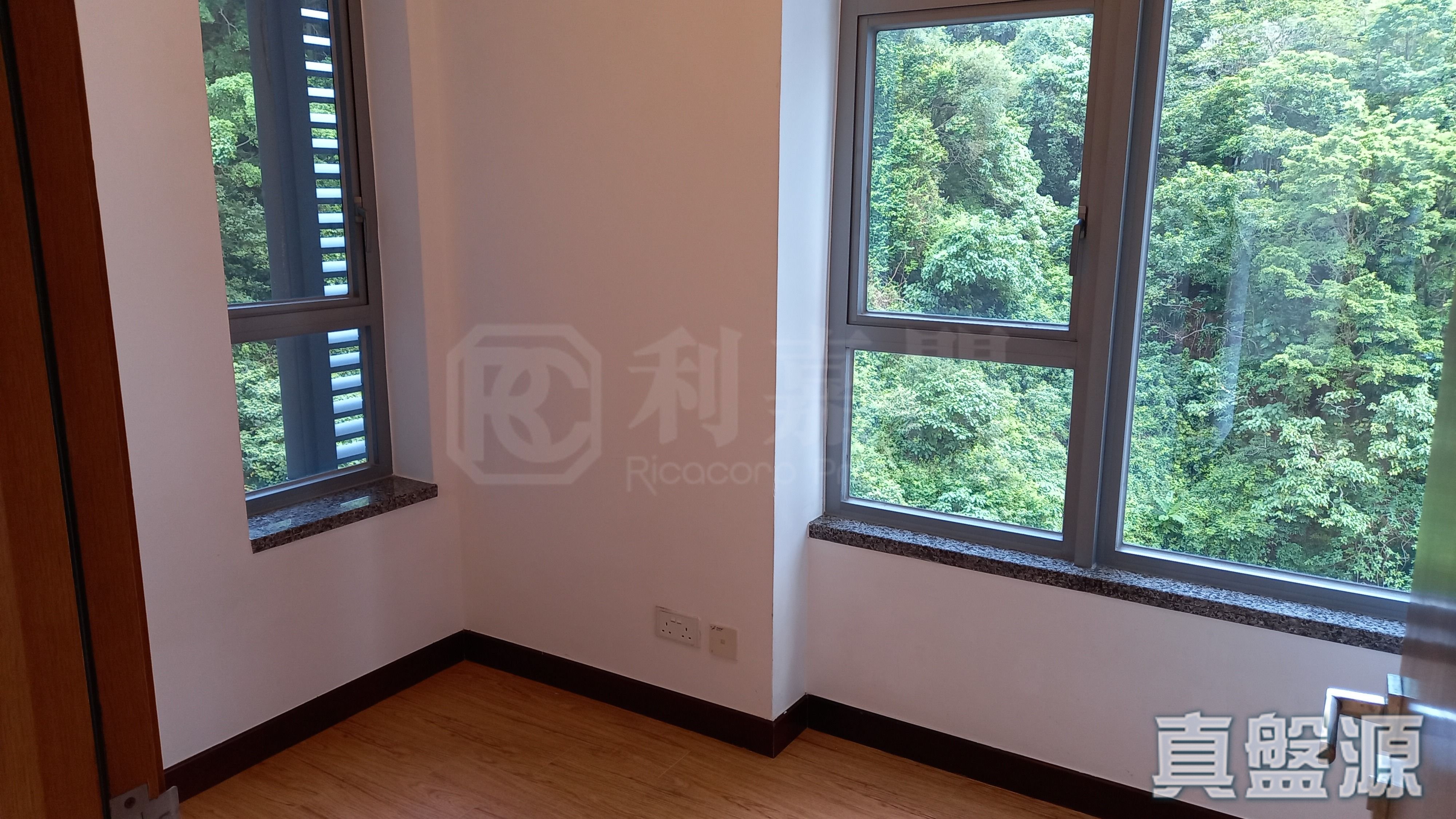 SERENADE TOWER 1 Low Floor Zone Flat B Happy Valley/Mid-Levels East
