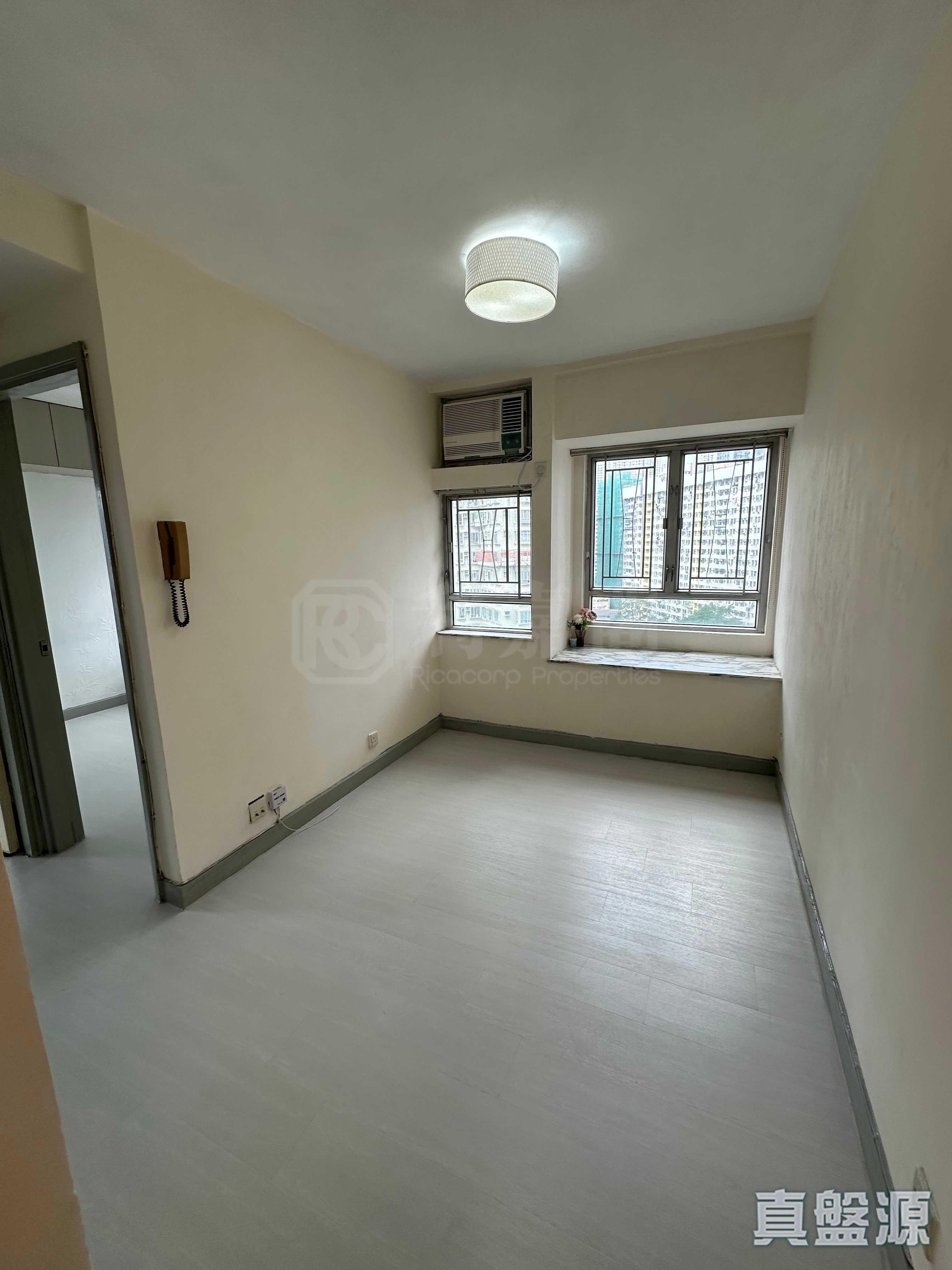 NEW KWAI FONG GARDENS BLOCK D Medium Floor Zone Flat 06 Kwai Chung/Park Island