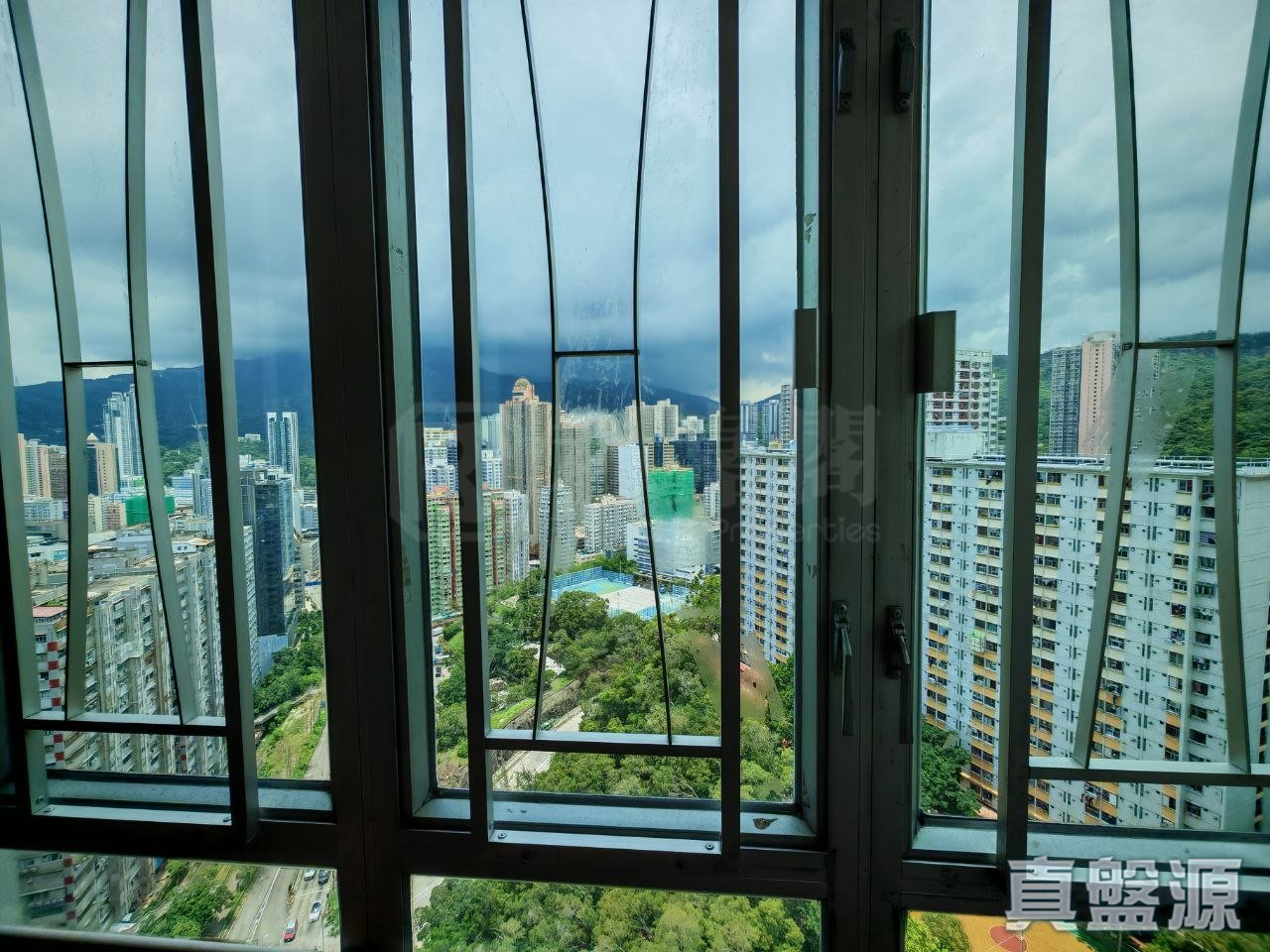 嘉翠園 1座 極高層 E室 葵涌