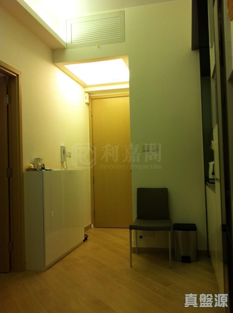 LIME STARDOM Low Floor Zone Flat J Olympic Station/Nam Cheong