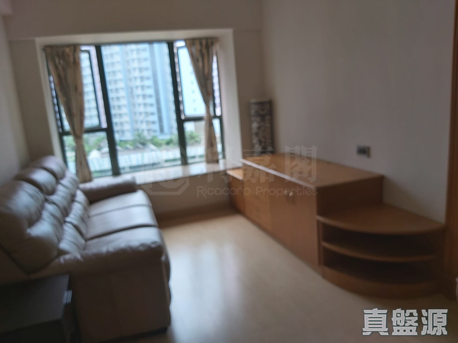 PARK AVENUE PHASE 1 - Tower 8 Low Floor Zone Flat H Olympic Station/Nam Cheong