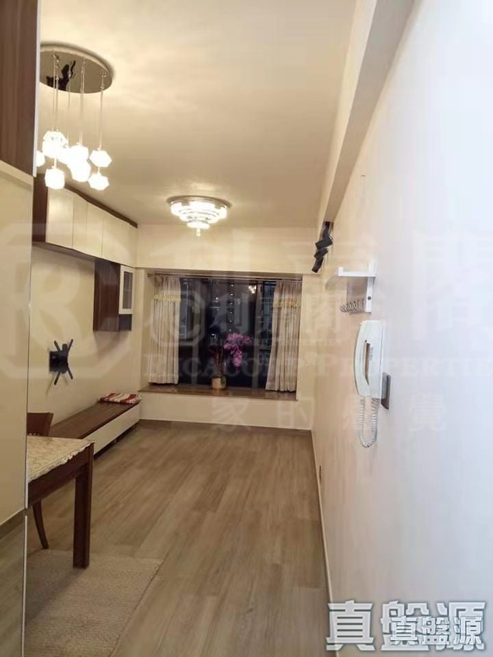 PARK AVENUE PHASE 1 - Tower 10 Low Floor Zone Flat E Olympic Station/Nam Cheong