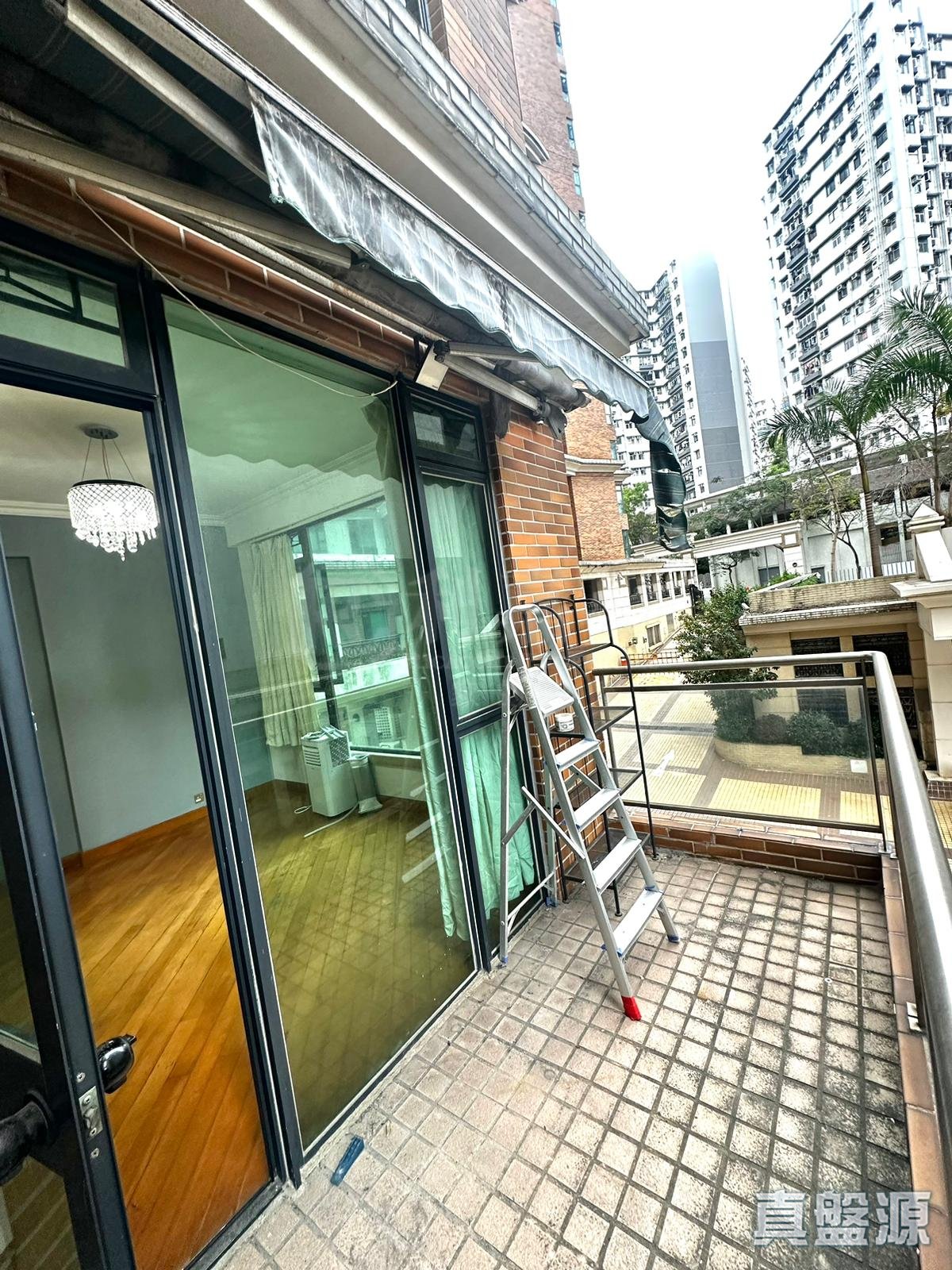 御龍居 2座 中層 A室 何文田/京士柏/九龍塘/又一村