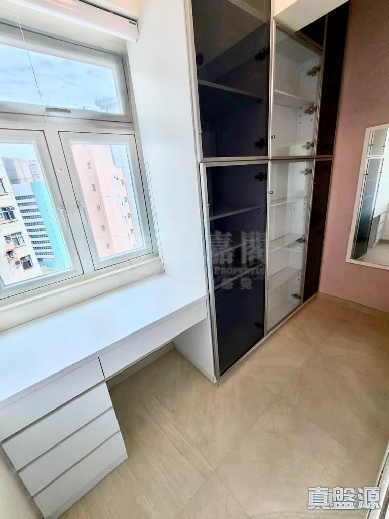 金富大廈 高層 B2室 何文田/京士柏/九龍塘/又一村