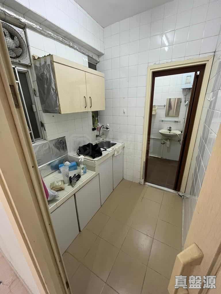 益發大廈 低層 12室 康怡/鰂魚涌/太古城