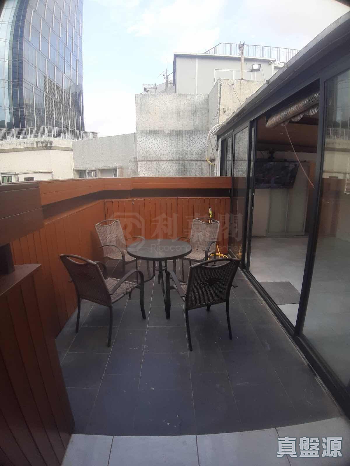 WESTLANDS COURT GEE LAN MANSION Very High Floor Zone Flat F Quarry Bay/Kornhill/Taikoo Shing