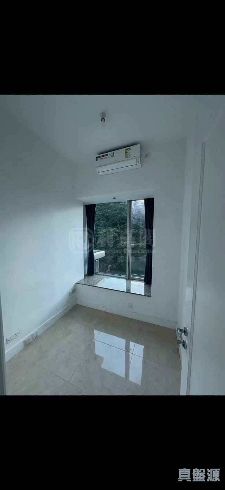 CASA 880 Medium Floor Zone Flat C Quarry Bay/Kornhill/Taikoo Shing