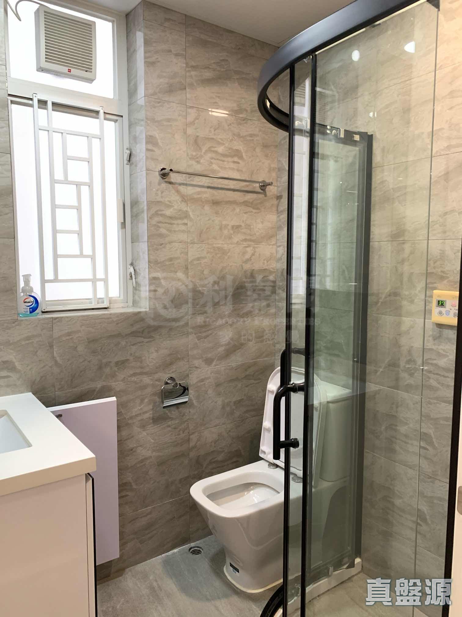 THE ORCHARDS TOWER 1 Medium Floor Zone Flat E Quarry Bay/Kornhill/Taikoo Shing