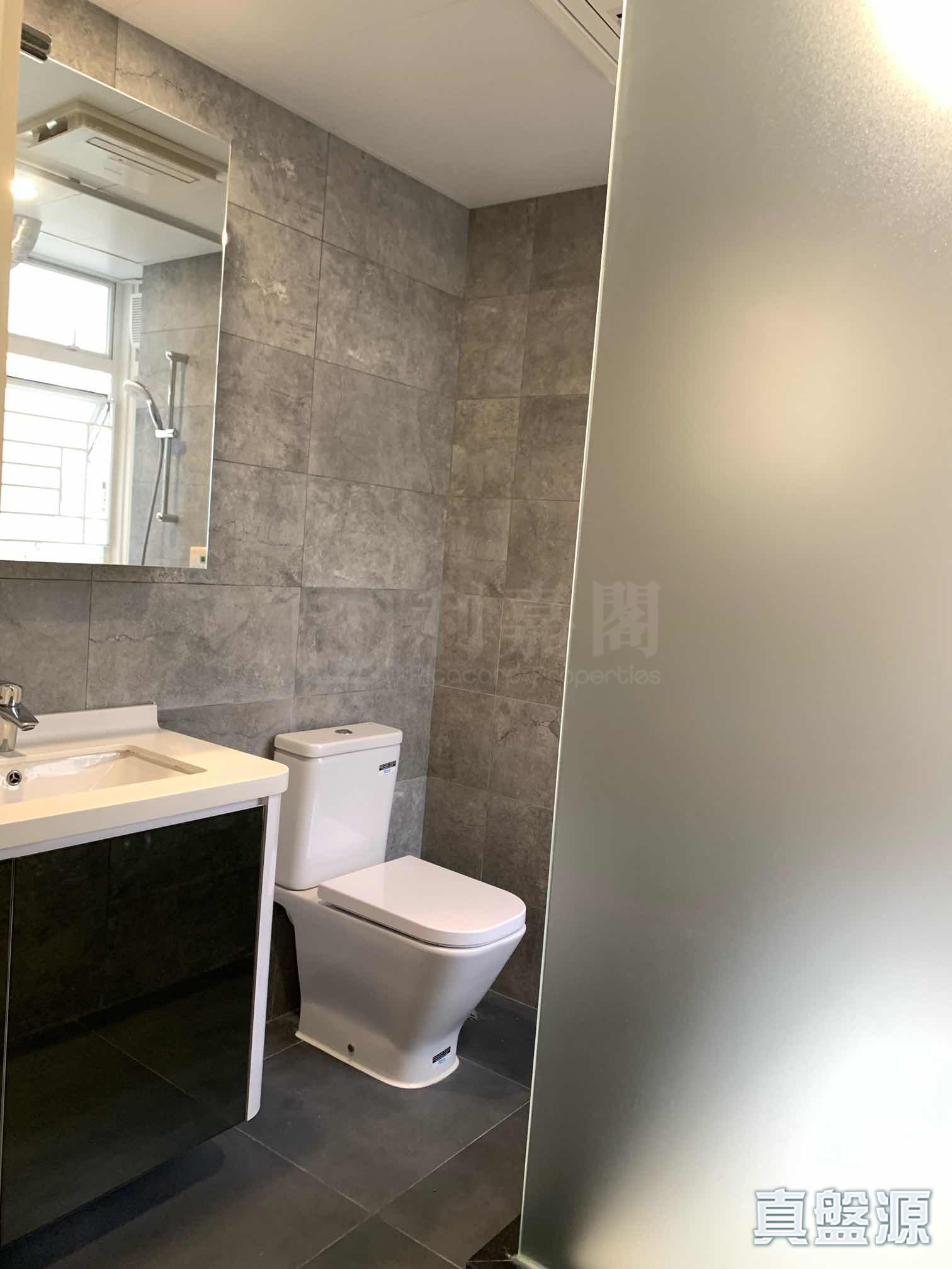 THE ORCHARDS TOWER 1 Medium Floor Zone Flat E Quarry Bay/Kornhill/Taikoo Shing