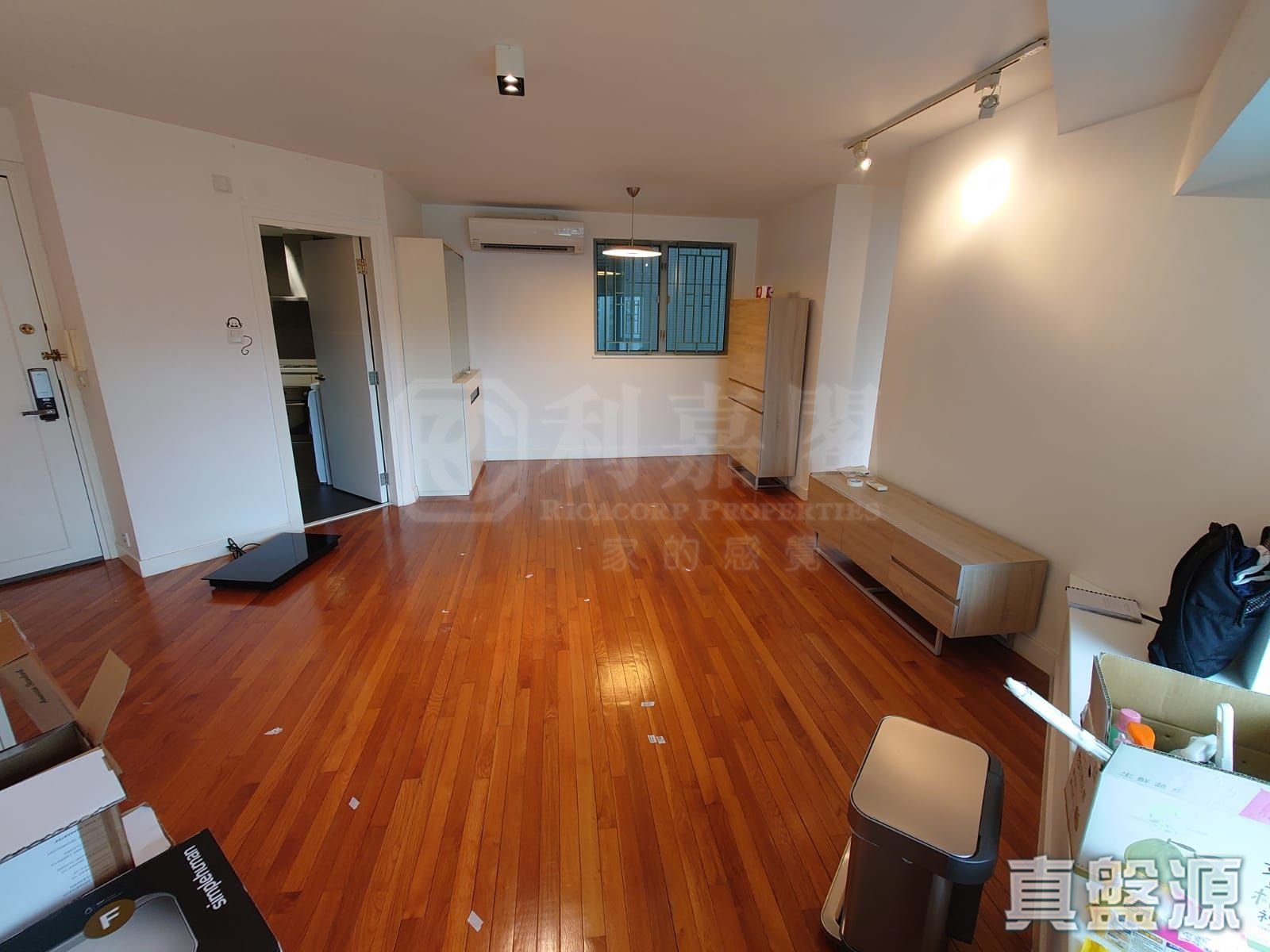 逸意居 2座 中層 E室 康怡/鰂魚涌/太古城