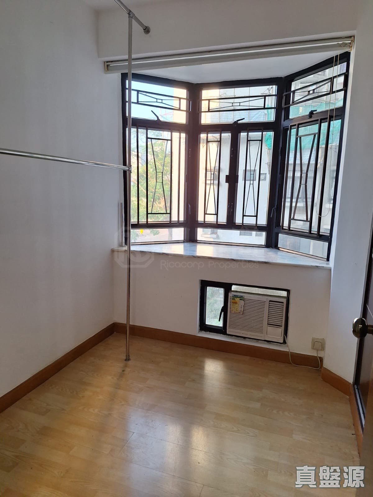 康怡花园 A座 (1-8室) 低层 8室 康怡/鰂鱼涌/太古城