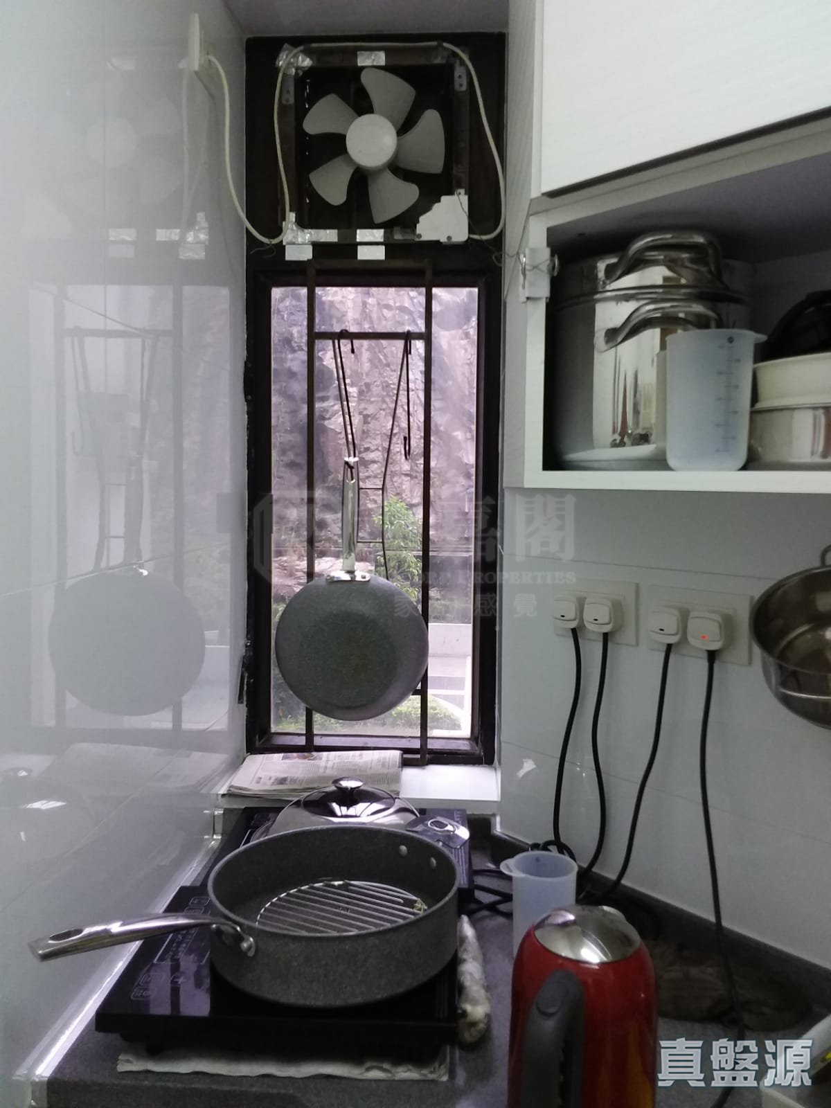 KORNHILL BLOCK D (FLAT 1 - 8) Low Floor Zone Flat 6 Quarry Bay/Kornhill/Taikoo Shing