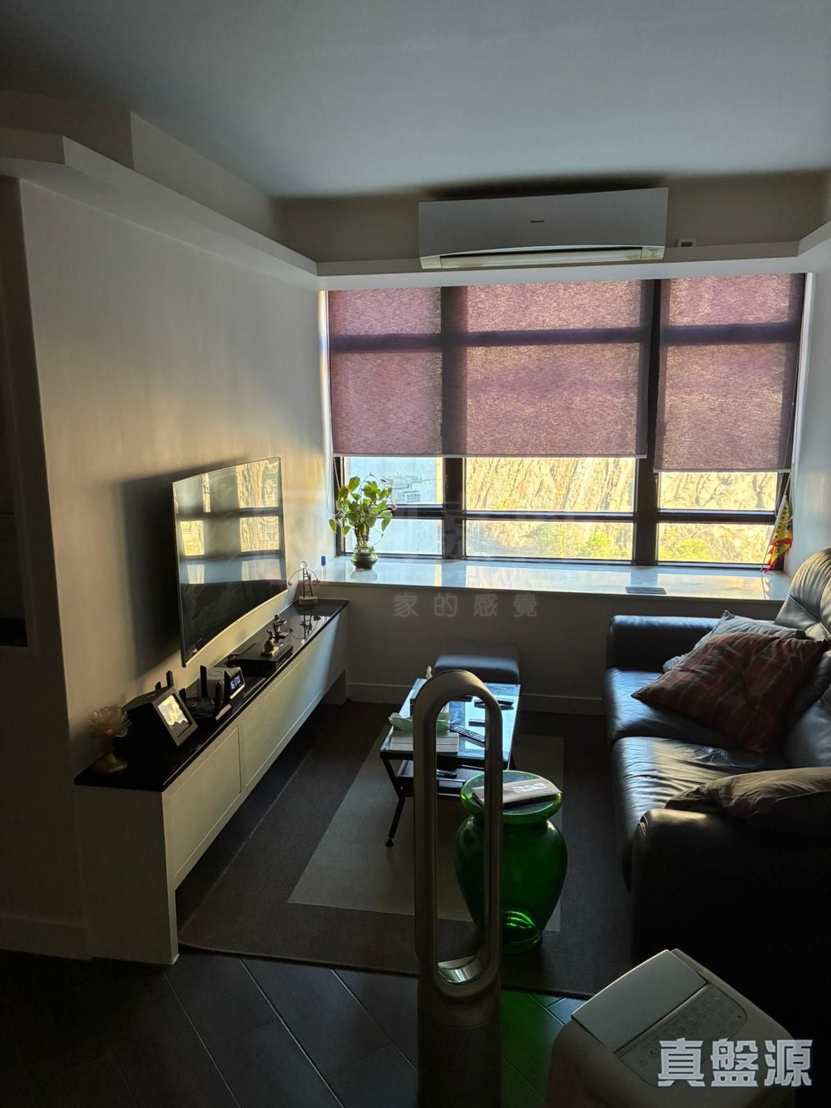 KORNHILL BLOCK D (FLAT 1 - 8) Medium Floor Zone Flat 6 Quarry Bay/Kornhill/Taikoo Shing