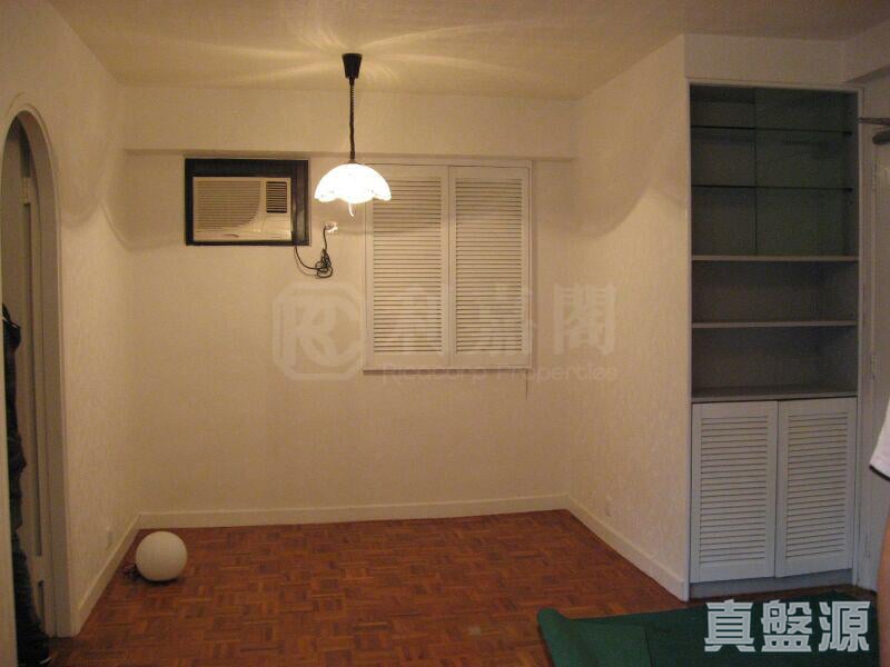 KORNHILL BLOCK D (FLAT 9 - 16) Low Floor Zone Flat 11 Quarry Bay/Kornhill/Taikoo Shing