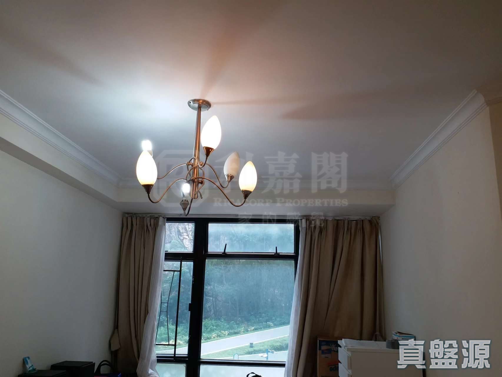 KORNHILL BLOCK E (FLAT 9 - 16) Low Floor Zone Flat 11 Quarry Bay/Kornhill/Taikoo Shing