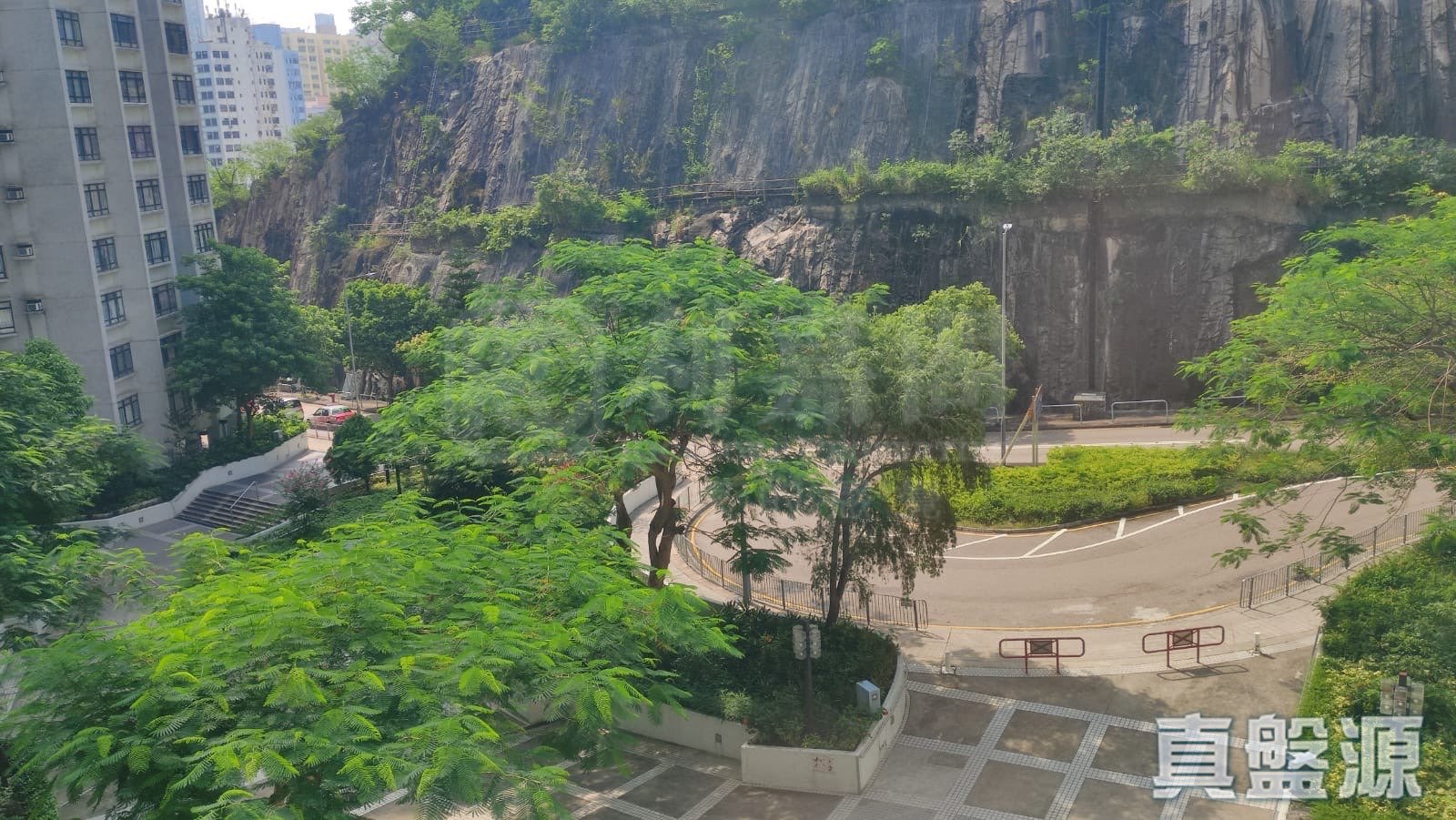 KORNHILL BLOCK L (FLAT 1 - 8) Medium Floor Zone Flat 6 Quarry Bay/Kornhill/Taikoo Shing