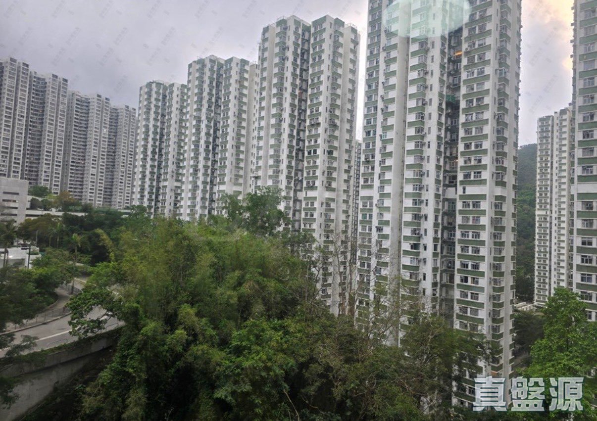 KORNHILL BLOCK N (FLAT 1 - 8) High Floor Zone Flat 3 Quarry Bay/Kornhill/Taikoo Shing