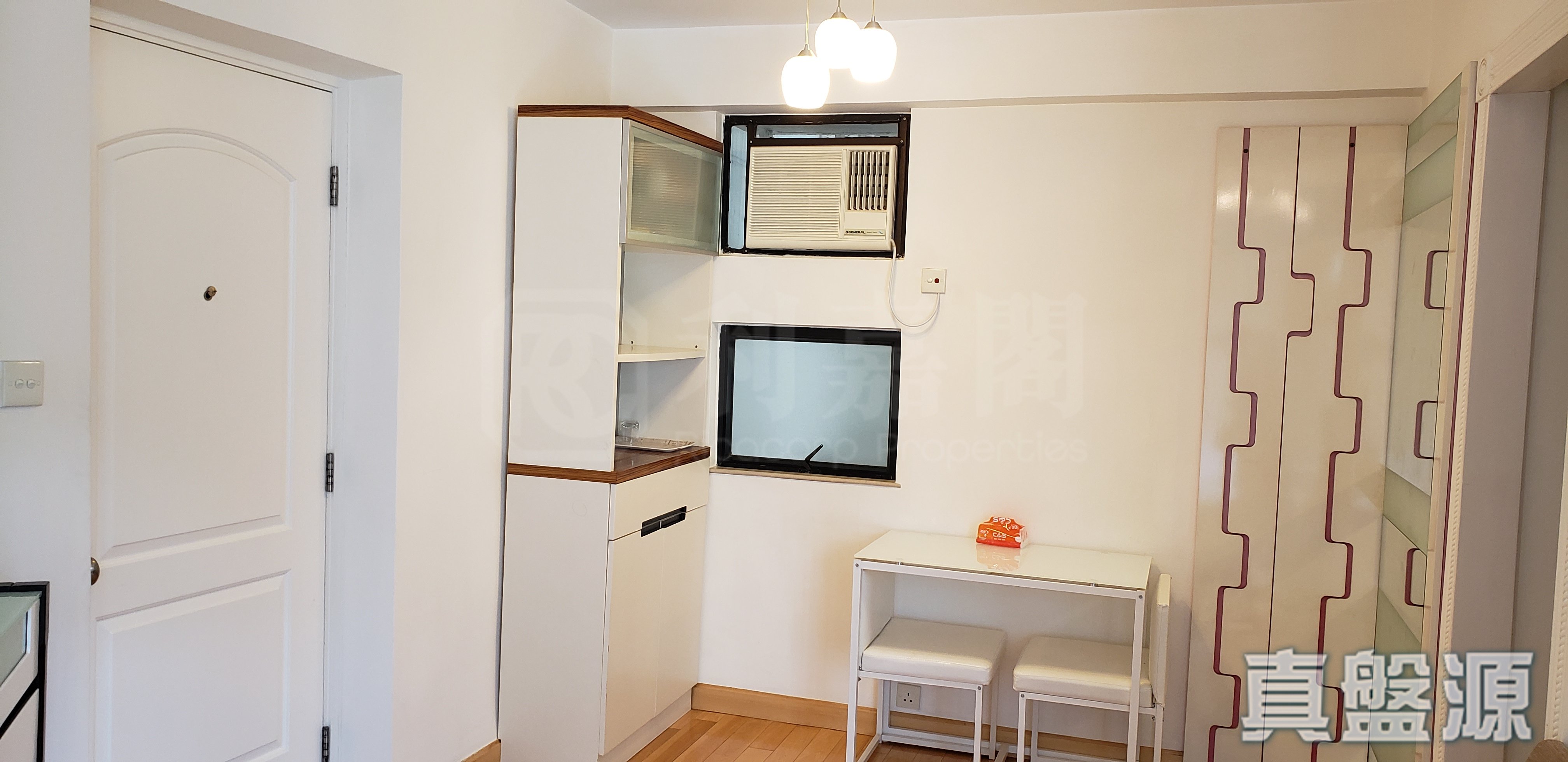 KORNHILL BLOCK P (FLAT 1 - 8) High Floor Zone Flat 6 Quarry Bay/Kornhill/Taikoo Shing