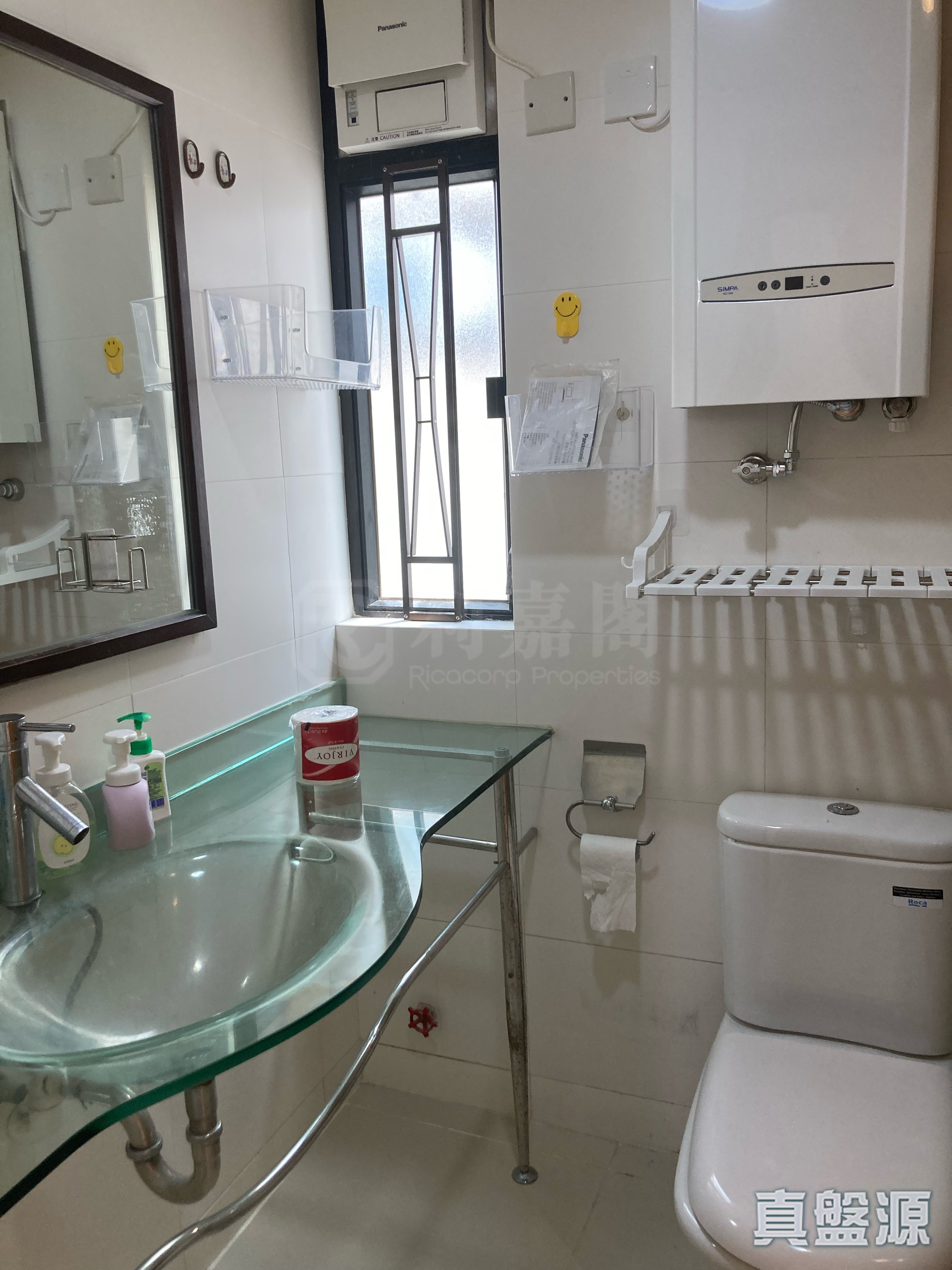 KORNHILL BLOCK Q (FLAT 9 - 16) Very High Floor Zone Flat 12 Quarry Bay/Kornhill/Taikoo Shing