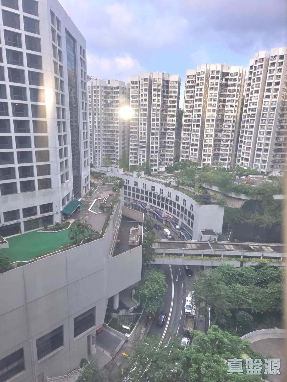 KORNHILL BLOCK Q (FLAT 9 - 16) High Floor Zone Flat 16 Quarry Bay/Kornhill/Taikoo Shing