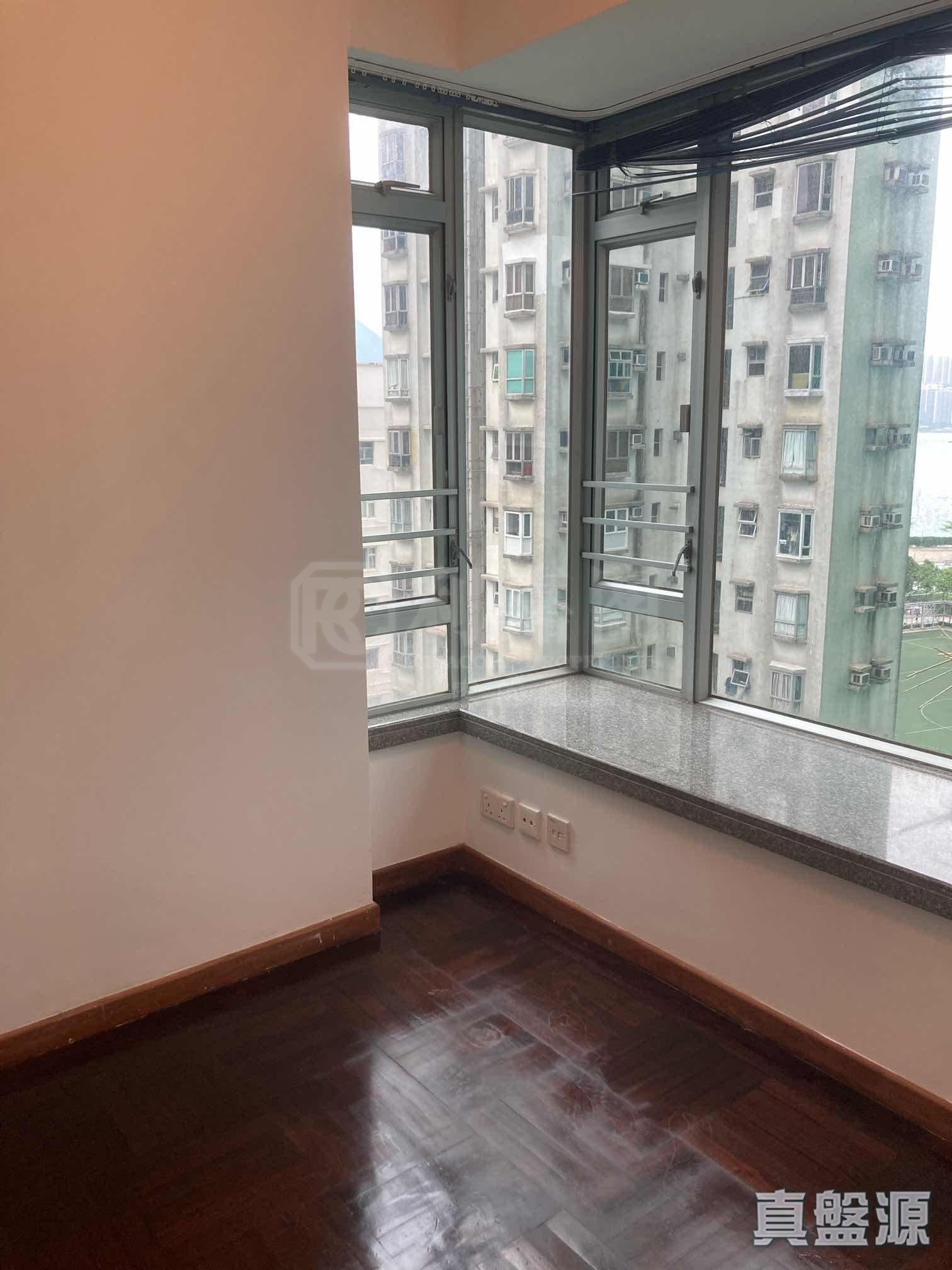 ROYAL TERRACE Low Floor Zone Flat B Quarry Bay/Kornhill/Taikoo Shing
