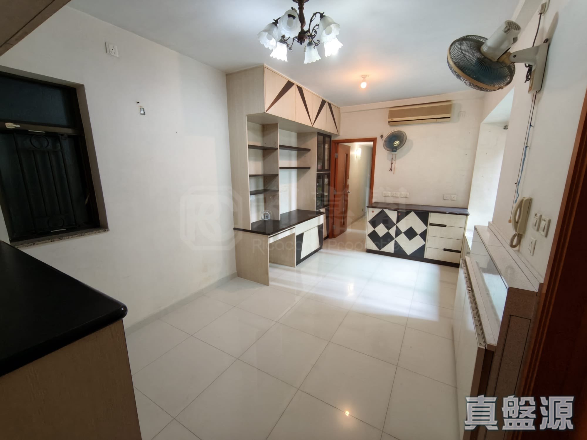 LIBERTE BLOCK 1 Medium Floor Zone Flat F West Kowloon