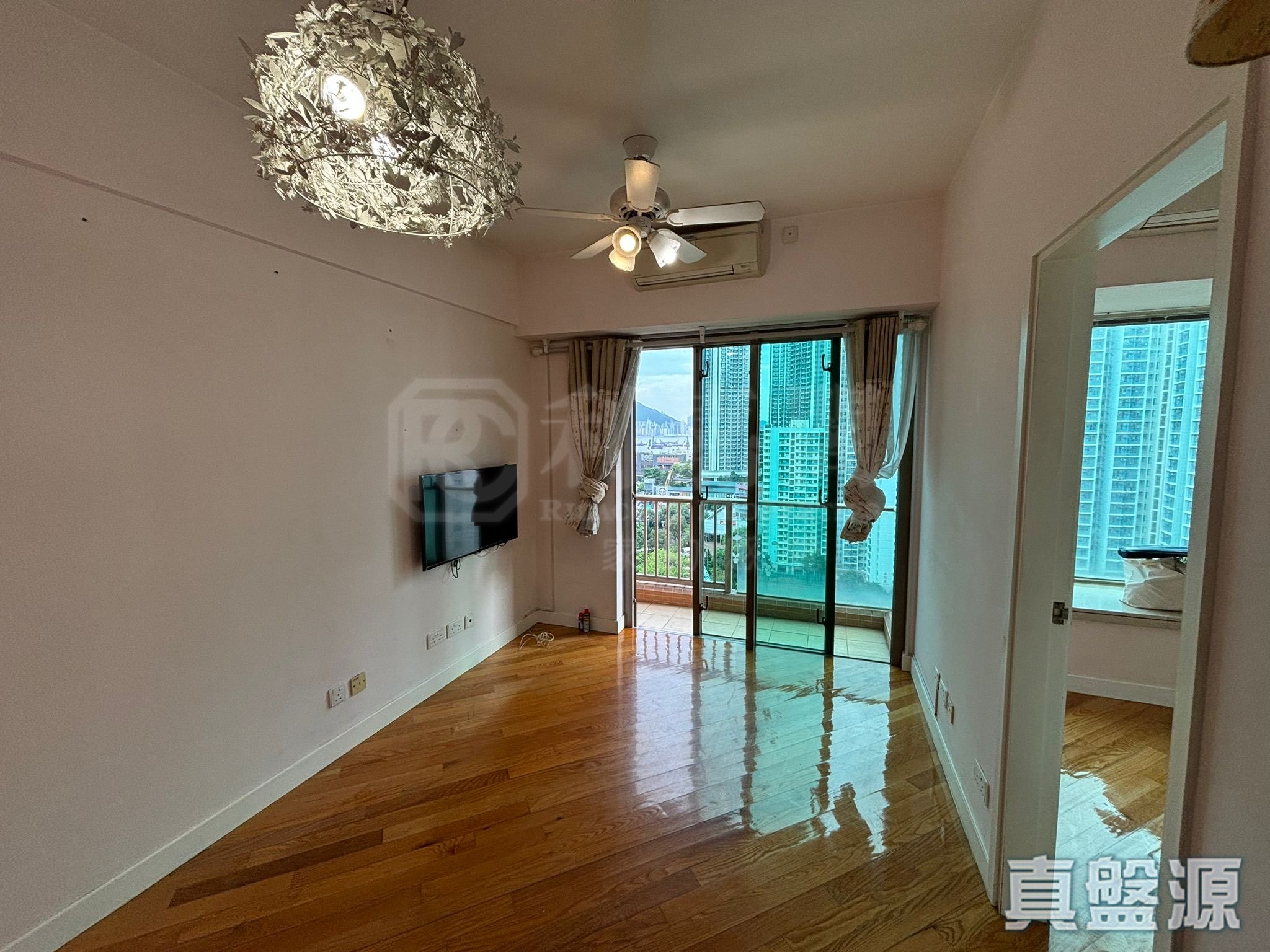 THE PROMINENCE High Floor Zone Flat C West Kowloon