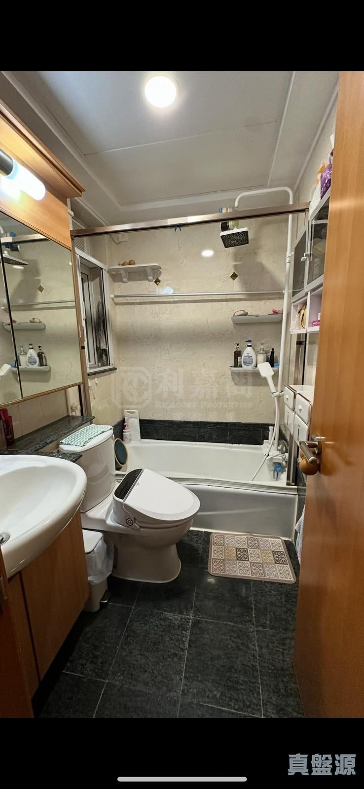 昇悅居 2座 高層 D室 西九龍