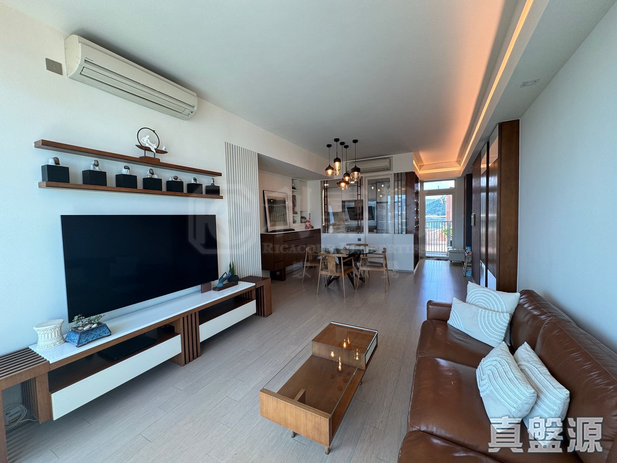 星汇居 1座 极高层 A室 西九龙