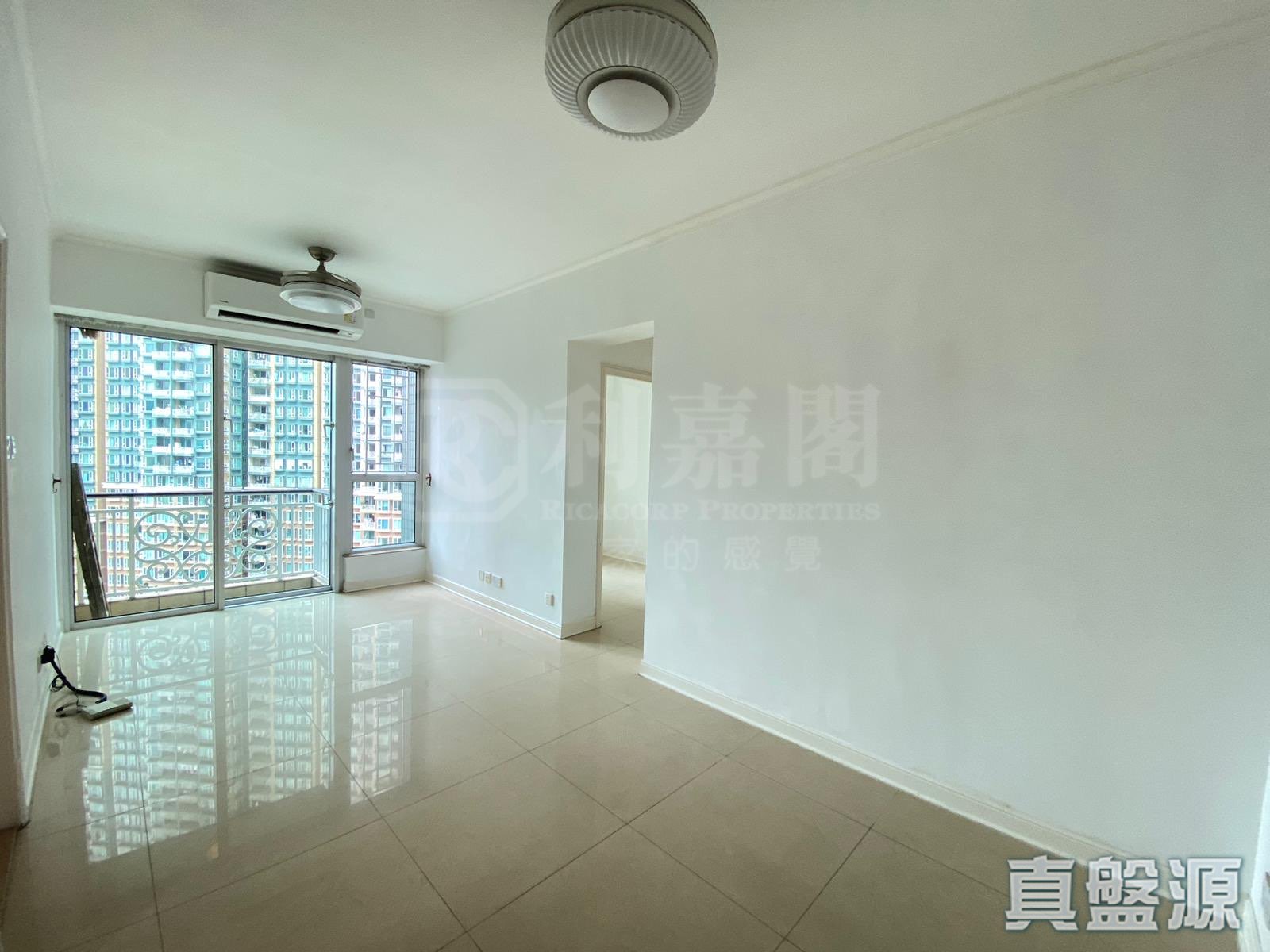 BANYAN GARDEN PHASE 1 - Tower 3 Medium Floor Zone Flat H West Kowloon