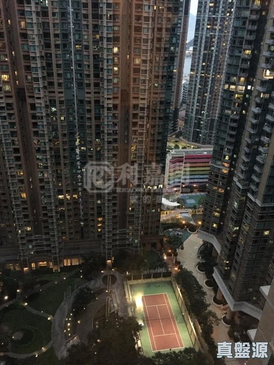 昇悦居 8座 极高层 B室 西九龙