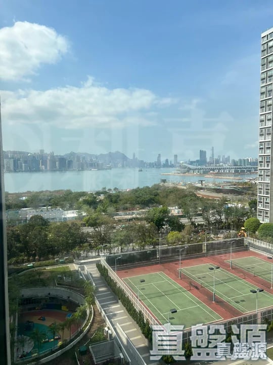 丽港城 4期 19座 中层 B室 观塘/蓝田/油塘