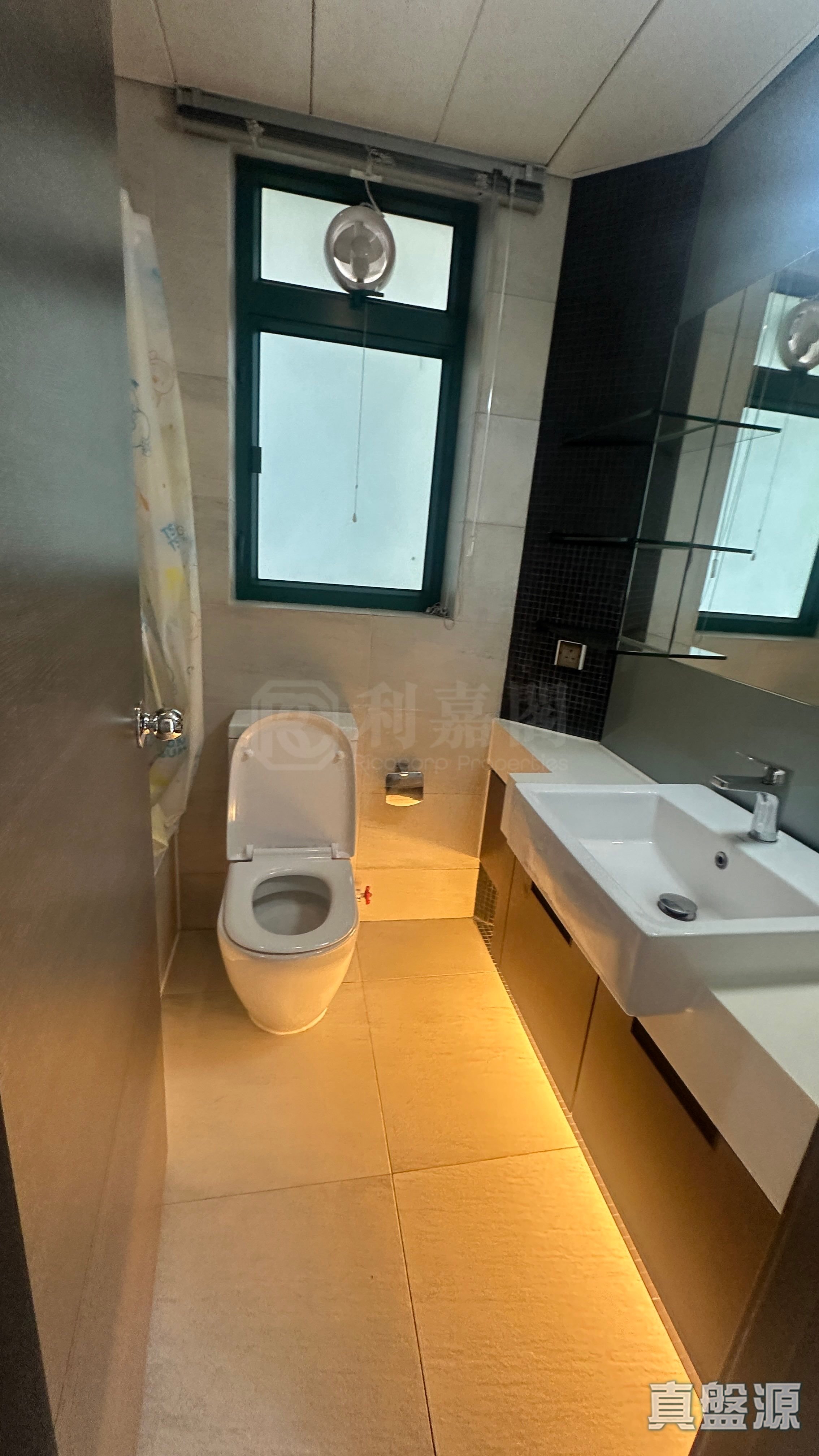 嘉亨湾 2座 低层 B室 西湾河/筲箕湾