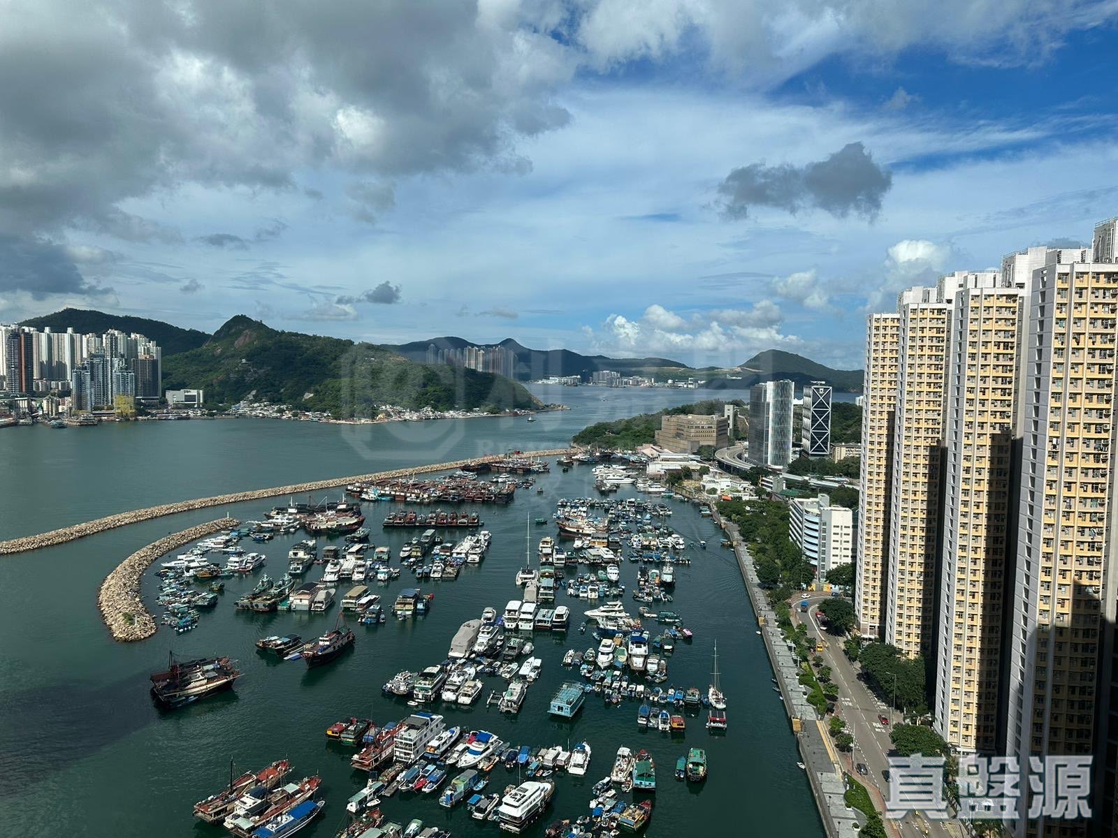 LES SAISONS L HIVER (TOWER 4) High Floor Zone Flat C Sai Wan Ho/Shau Kei Wan