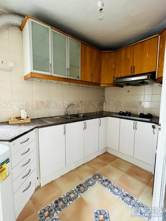 LEI KING WAN SITES D - Block 15 On Chak Mansion High Floor Zone Flat D Sai Wan Ho/Shau Kei Wan