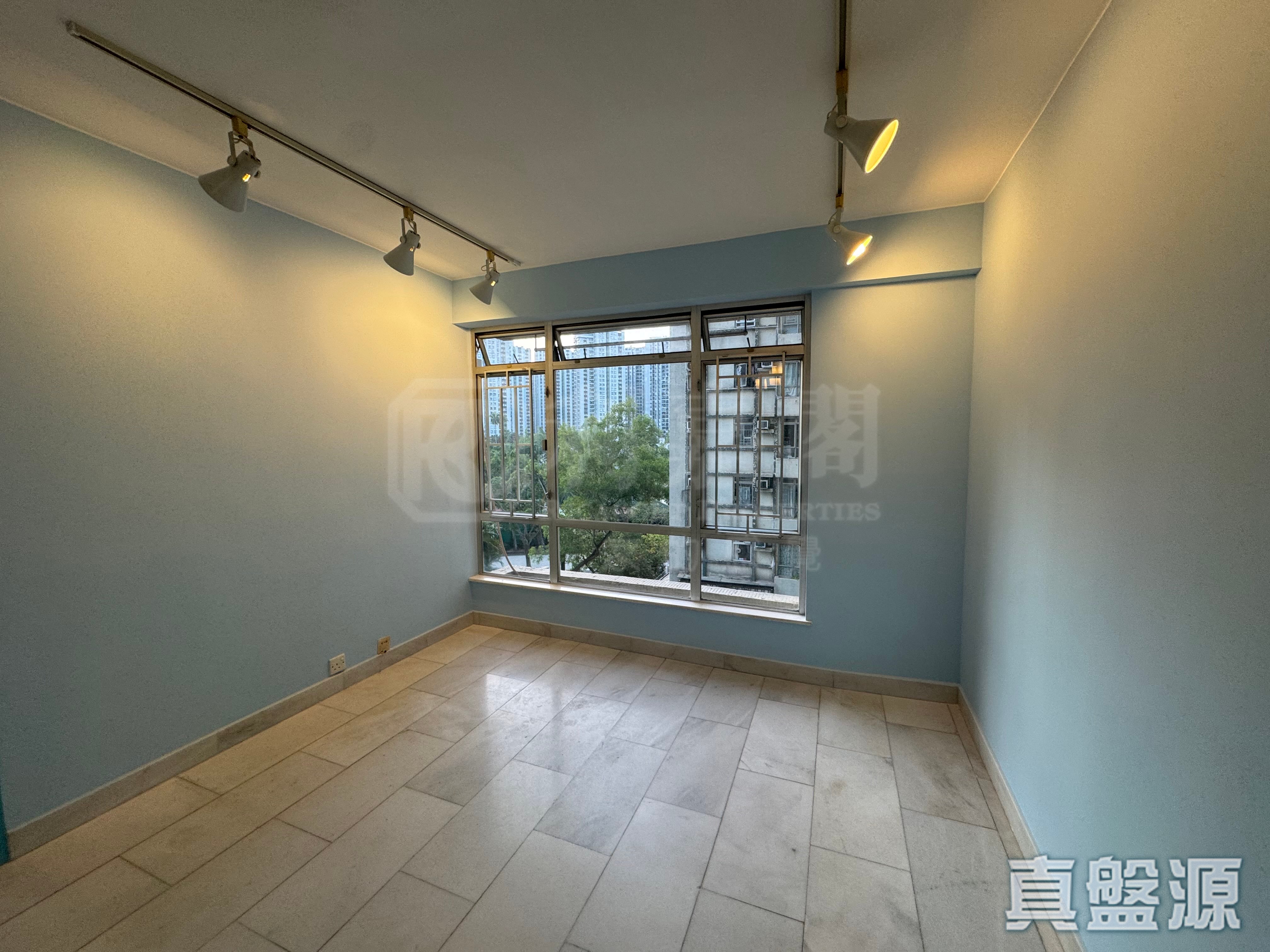 鯉景灣 B段 逸康閣 (6座) 中層 E室 西灣河/筲箕灣