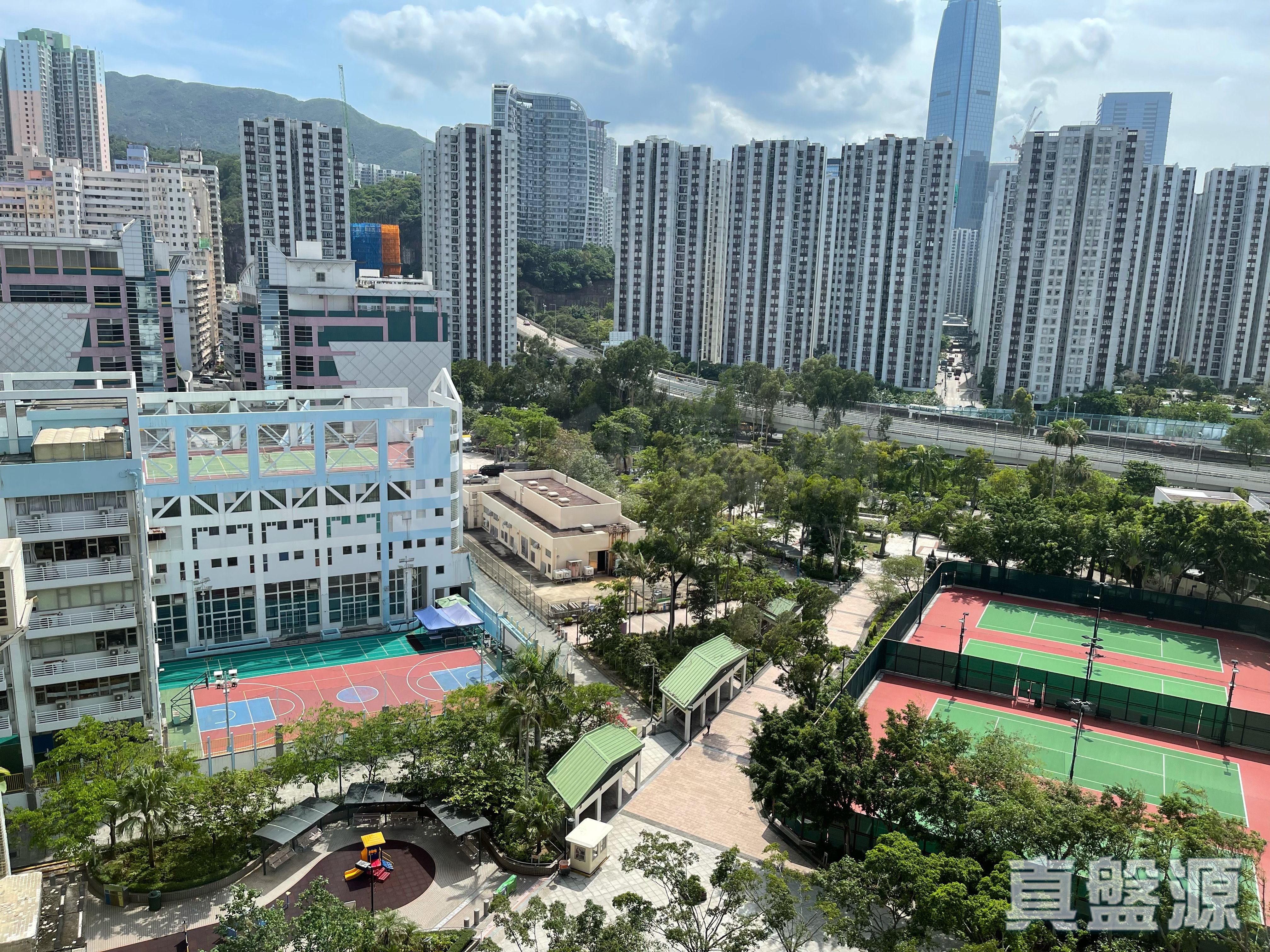 LEI KING WAN SITES B - Block 6 Yat Hong Mansion High Floor Zone Flat F Sai Wan Ho/Shau Kei Wan