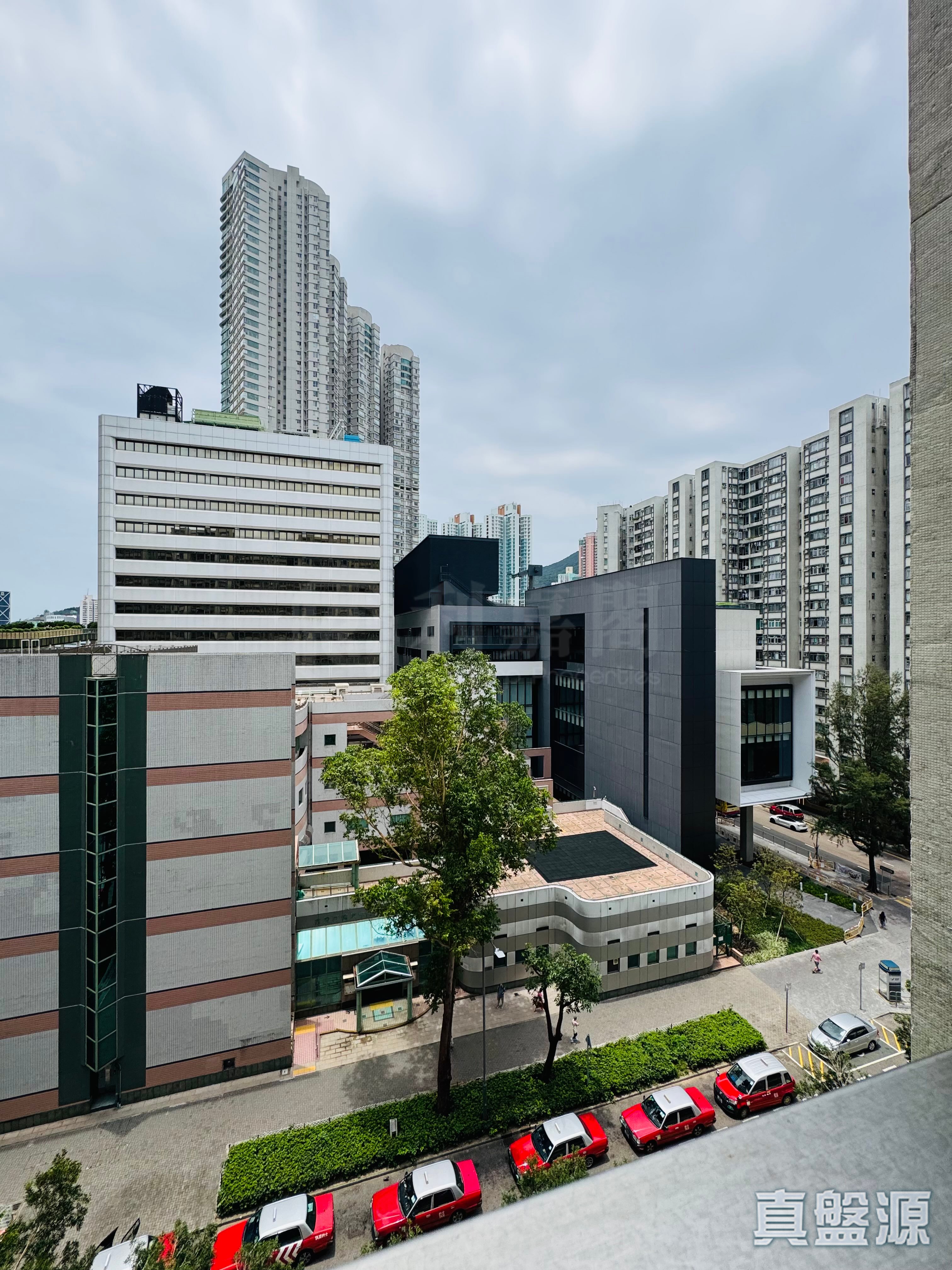 鲤景湾 C段 怡海阁 (11座) 高层 H室 西湾河/筲箕湾