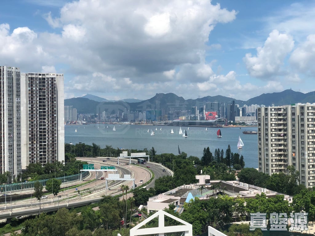 LEI KING WAN SITES C - Block 12 Yee Yun Mansion Very High Floor Zone Flat F Sai Wan Ho/Shau Kei Wan