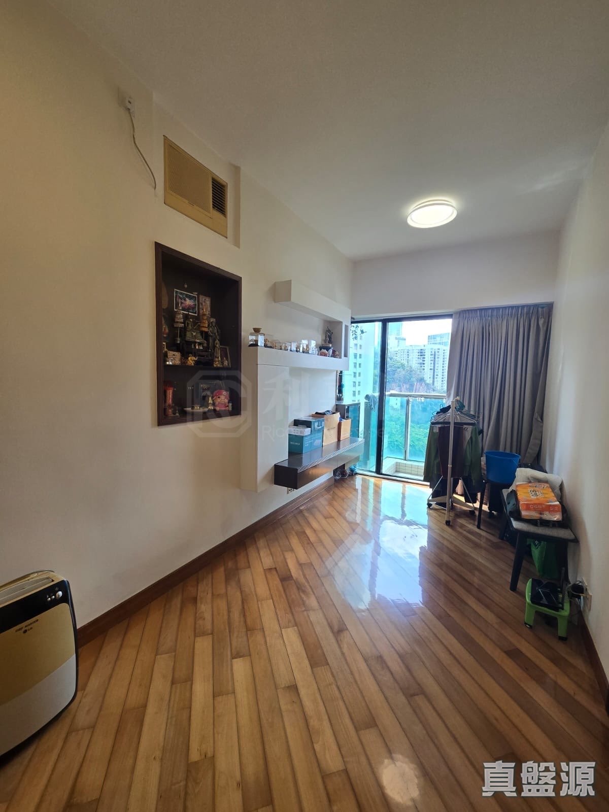 THE OAKRIDGE Medium Floor Zone Flat D Sai Wan Ho/Shau Kei Wan