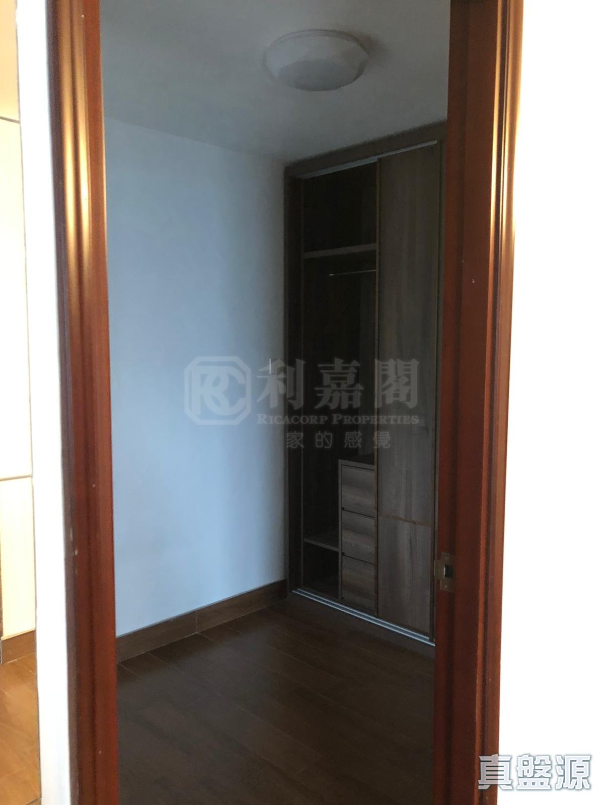 MEI FOO SUN CHUEN PHASE 4 - 113-115 Broadway High Floor Zone Flat D Mei Foo/Wonderland Villas