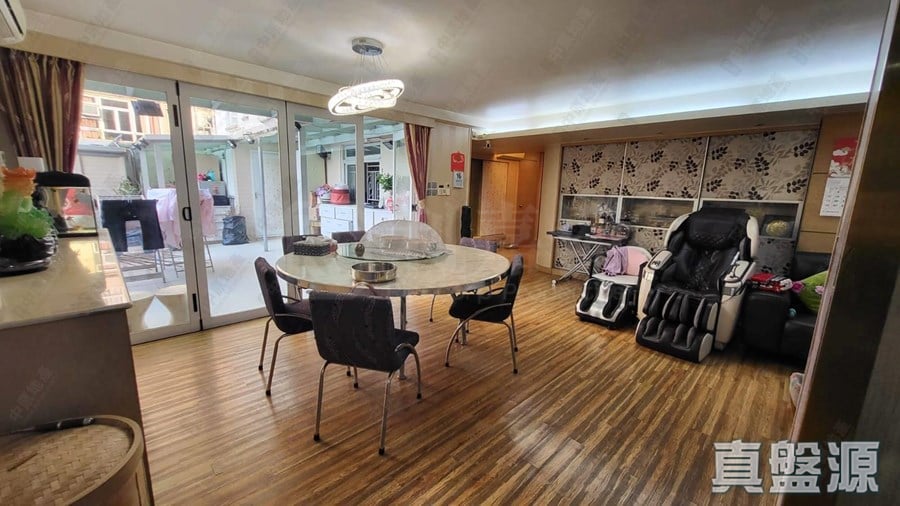 MEI FOO SUN CHUEN PHASE 7 - 10-12 Lai Wan Road Low Floor Zone Flat A Mei Foo/Wonderland Villas